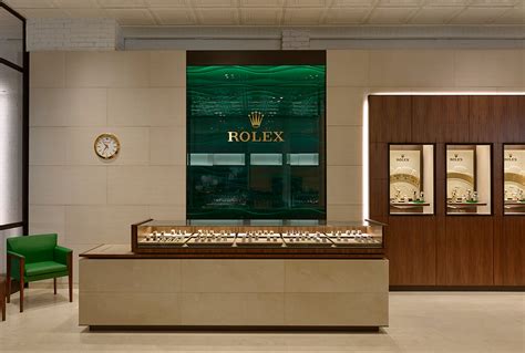 Official Rolex retailer in Paris 